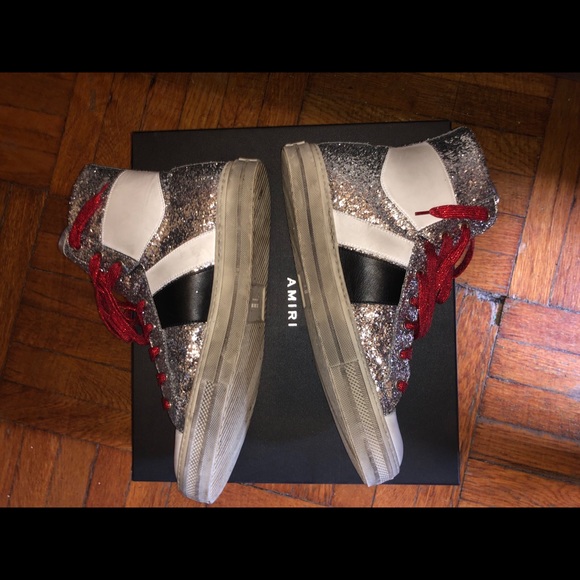 Sneakers - Picture 4 of 5